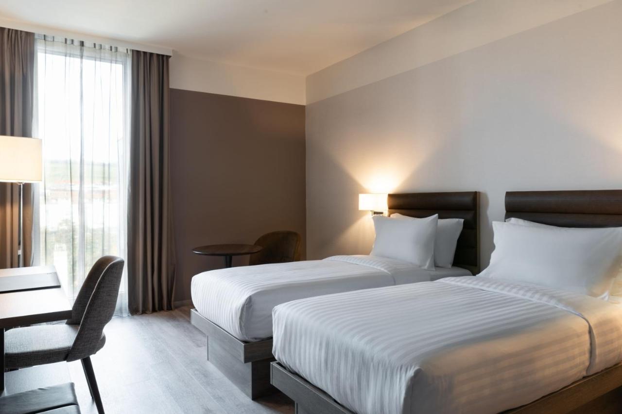 Ac Hotel By Marriott Wuerzburg Exterior foto